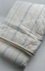 Babakék - fehér csíkos színű steppelt ágytakaró 235x250 cm